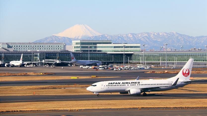 japan-airlines-flight-mt-fuji